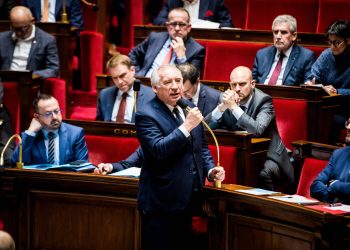 Dissolution, nouveau Premier ministre… Quand les bookmakers parient sur l’avenir de la France