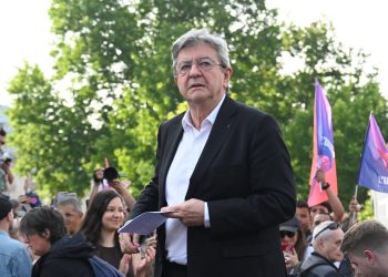 Menaces de Jean-Luc Mélenchon : l’Association des préfets porte plainte