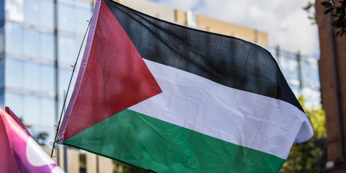 Saint-Herblain : un drapeau palestinien hissé sur le monument aux morts à la place du tricolore