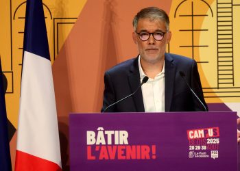 Dissolution, alliance avec LFI, budget : la stratégie impossible du Parti socialiste
