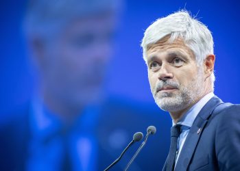 Référendum sur l’immigration : Laurent Wauquiez a signé la pétition lancée par Philippe de Villiers