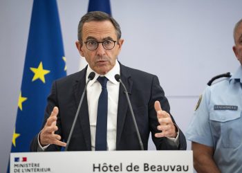 Fêtes juives : Bruno Retailleau vigilant face à une «menace terroriste très élevée»