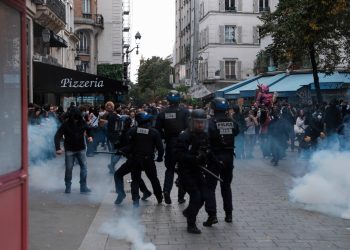 Paris : une distribution gratuite de «krousty» à Châtelet-Les Halles vire à l’émeute