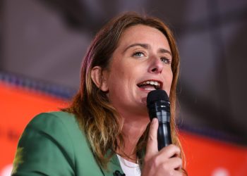 Des centaines de messages à caractère sexuel : une femme condamnée pour avoir harcelé Marine Tondelier