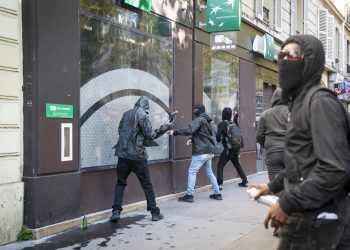 Émeutes, black blocs, haine anti-flics : l’État français ou l’allégorie de la faiblesse régalienne