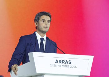 «Principe de non-régression sociétale» inscrit dans la Constitution : la proposition choc de Gabriel Attal fait des vagues