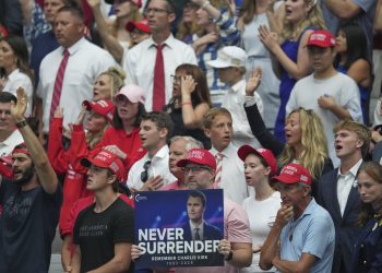 L’assassinat de Charlie Kirk comparé à «l’incendie du Reichstag» sur LCI