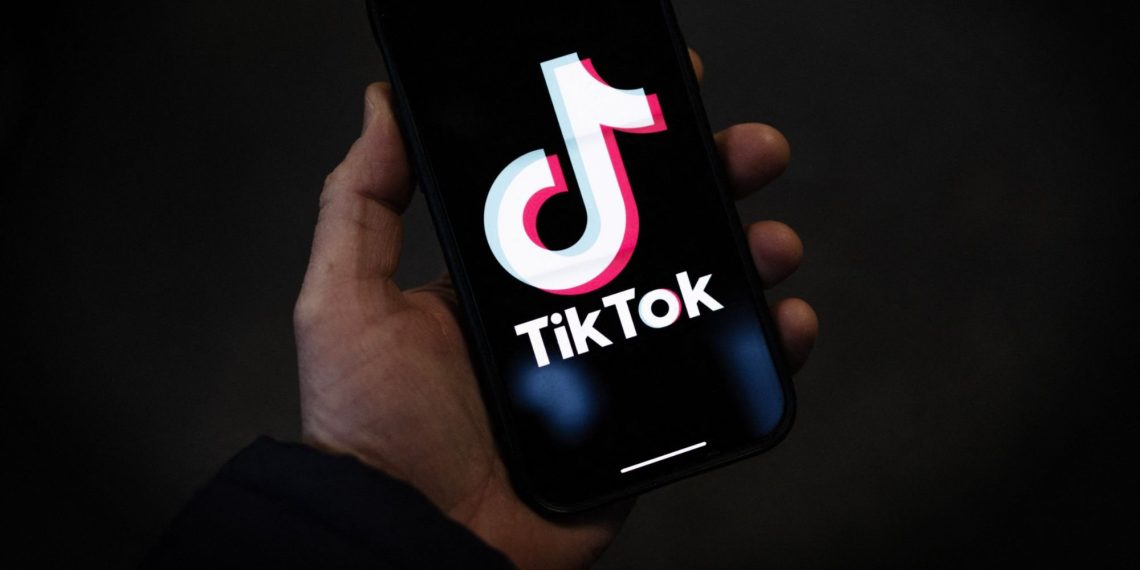 Les adolescents sont-ils conscients d’être piégés par TikTok ?