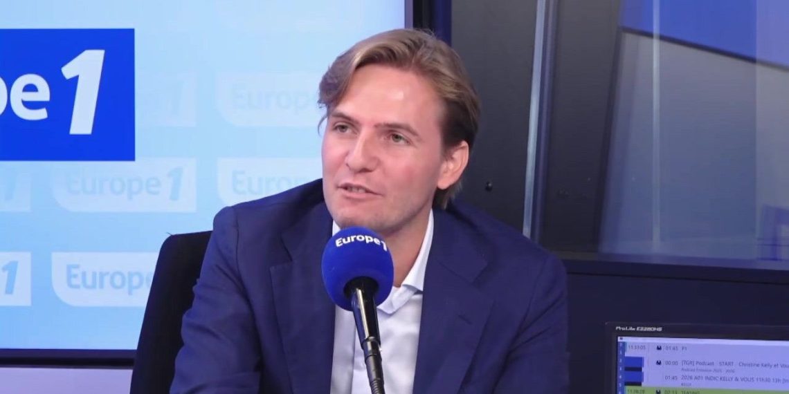 Des manifestations anti-immigration en France comme au Royaume-Uni ? La droite française «est un petit peu bourgeoise», regrette Érik Tegnér
