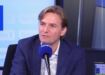 Des manifestations anti-immigration en France comme au Royaume-Uni ? La droite française «est un petit peu bourgeoise», regrette Érik Tegnér