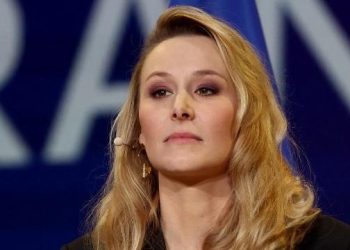 «Promoteur du laxisme judiciaire» : Marion Maréchal rejette l’héritage de Robert Badinter