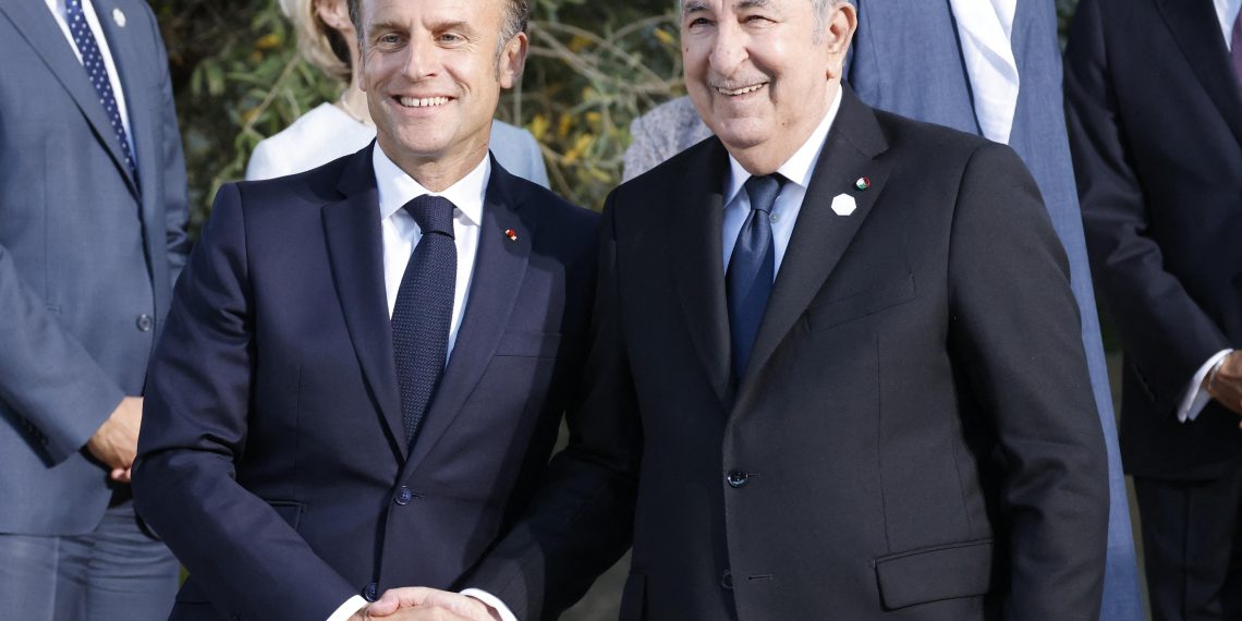 Algérie : comment Macron veut renouer des liens avec Tebboune
