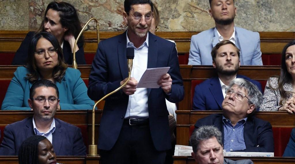 Saillies pro-Algérie, insulte à l’Assemblée… Qui est le député LFI Abdelkader Lahmar ?