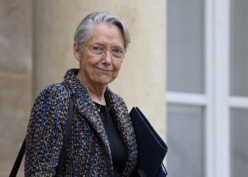 Réforme des retraites : la proposition de suspension de Borne sème la zizanie chez Renaissance