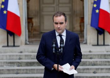 Crise politique : Sébastien Lecornu peut-il présenter le budget 2026 sans gouvernement ?