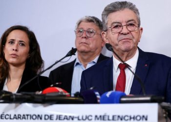 «Ne déballez pas trop vite vos cartons» : les Insoumis promettent la censure du gouvernement Lecornu II