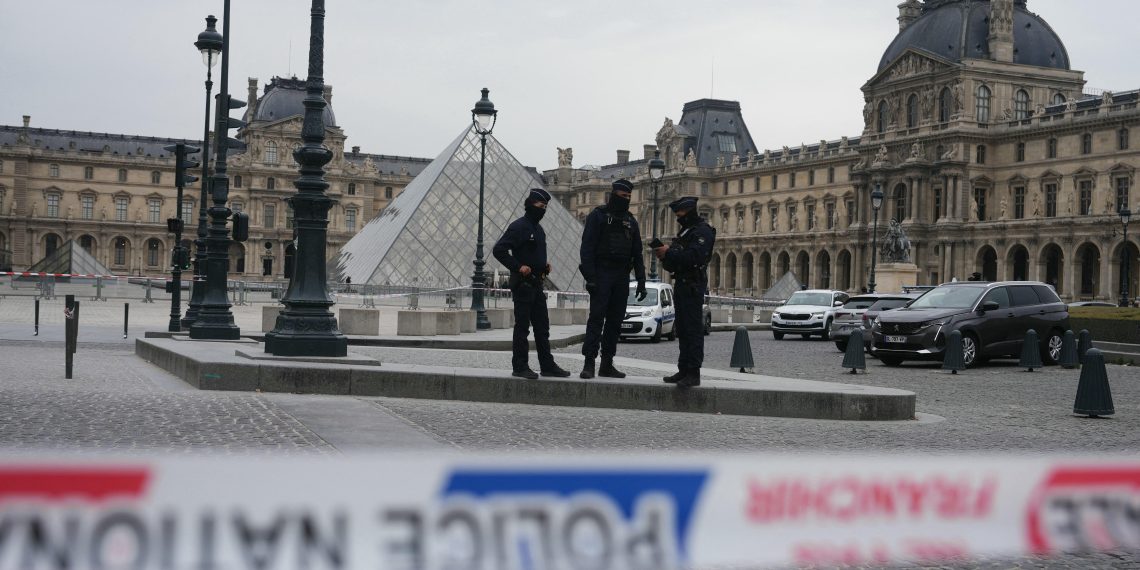 Cambriolage au Louvre : le préjudice évalué à 88 millions d’euros