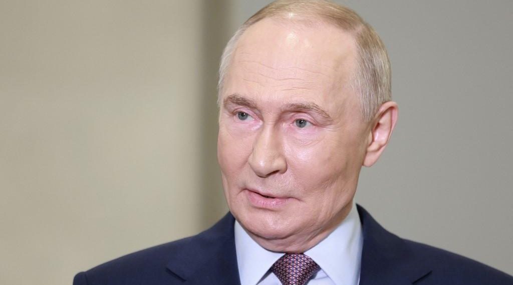 «Une création unique» : Poutine ordonne la mise en service d’un nouveau missile de croisière nucléaire