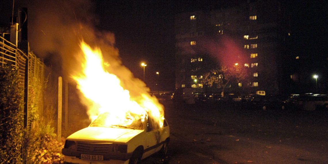 «On va tout péter» : un ex-braqueur prédit des émeutes «plus violentes» que celles de 2005