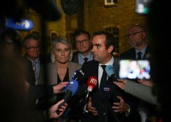 France-Algérie : Sébastien Lecornu plaide pour renégocier l’accord de 1968