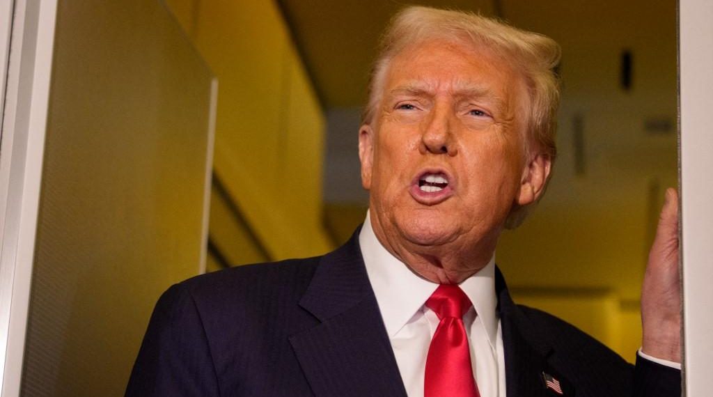 Droits de douane, Toussaint, Enrico Macias… Les 4 infos dont vous allez entendre parler ce week-end