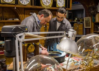 «Ça va freiner l’embauche des apprentis» : à Montpellier, la baisse des aides pour recruter des alternants dans le budget 2026 inquiète