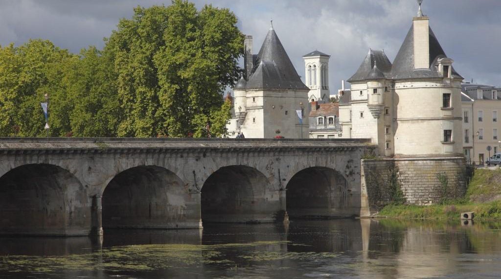 Vols, dégradations et dépôt d’excréments : des églises de la Vienne frappées par une série d’actes antichrétiens