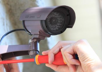 «Nous avons dû agir» : face aux cambriolages, cette commune donne un coup de pouce financier aux foyers qui installent des caméras de surveillance