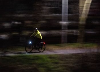 Changement d’heure : plus d’accidents sur le bitume entre octobre et février, la préfecture du Rhône sensibilise les usagers
