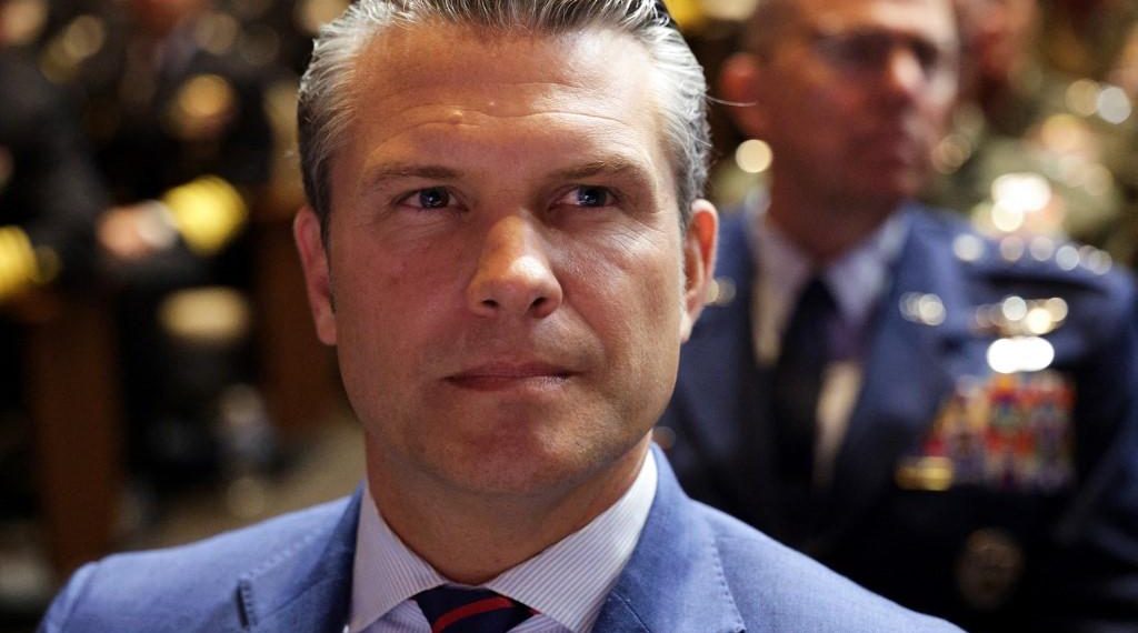 États-Unis : le chef du Pentagone veut écarter les «wokes» et les «gros» de l’armée américaine