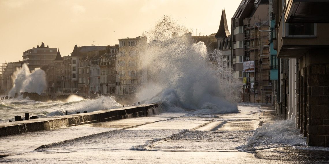 Tempête Benjamin : vigilance orange, rafales à 130km/h, risque de submersion… À quoi s’attendre ce jeudi ?