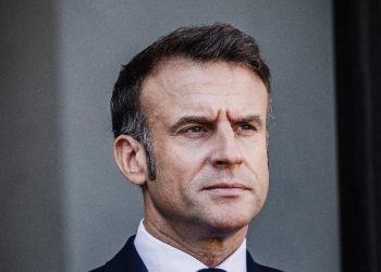 «Si la Russie persiste dans son obstination guerrière, elle devra en payer le prix» : Macron met en garde Moscou