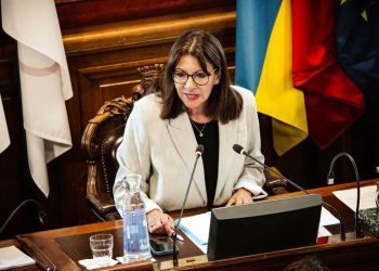 «Pain pour le peuple, brioche pour vous» : la réquisitoire cinglant de Grégory Canal contre Anne Hidalgo