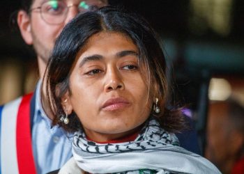 «Elle n’a honte de rien» : Rima Hassan suggère que les otages du Hamas ont été mieux traités que les prisonniers palestiniens en Israël