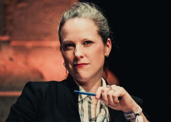 Après le NFP et son cabinet de conseil, Lucie Castets rebondit… au ministère de l’Économie