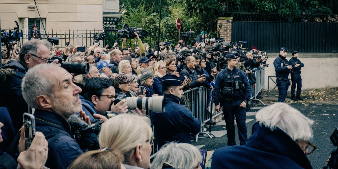 Incarcération de Nicolas Sarkozy : les Français en colère contre les juges