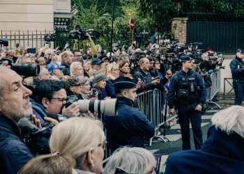 Incarcération de Nicolas Sarkozy : les Français en colère contre les juges