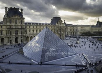 Cambriolage au Louvre : un troisième suspect interpellé