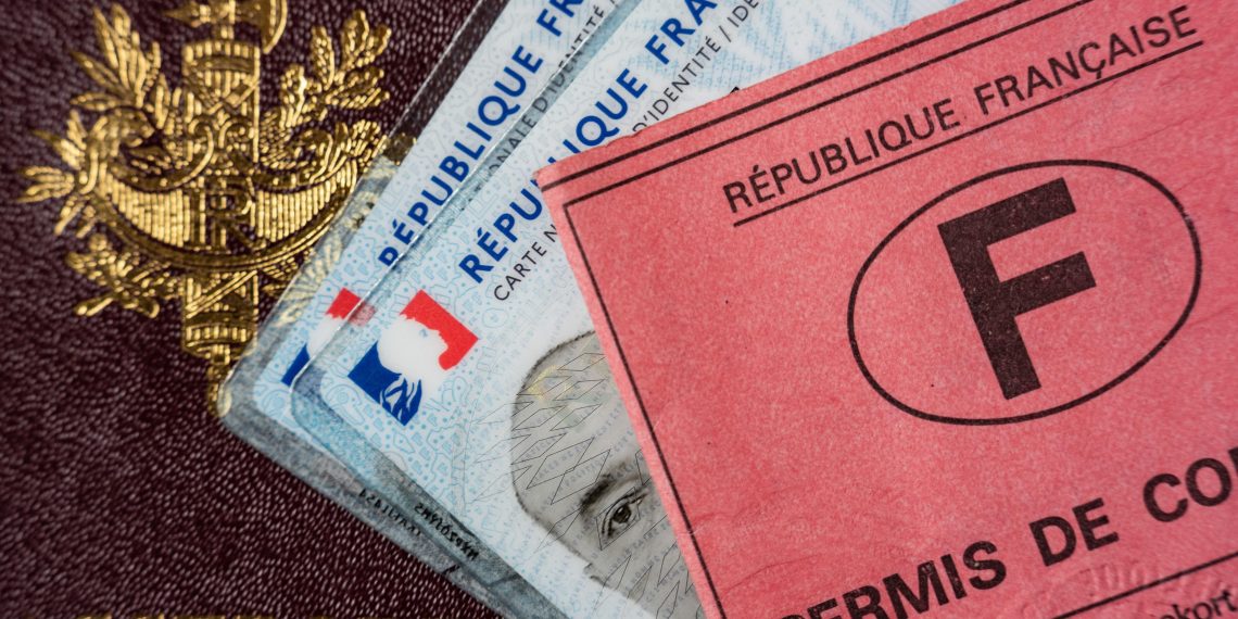 Des députés de gauche appellent à la suppression de la mention du sexe sur la carte d’identité