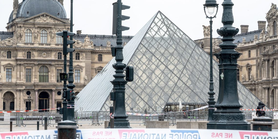 Cambriolage au Louvre : le préjudice évalué à 88 millions d’euros