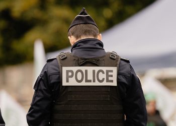 Villeurbanne : un repris de justice agresse sexuellement un sexagénaire et lui vole sa carte bancaire