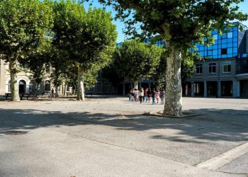 Pau : une collégienne de 13 ans agressée sexuellement et blessée au couteau