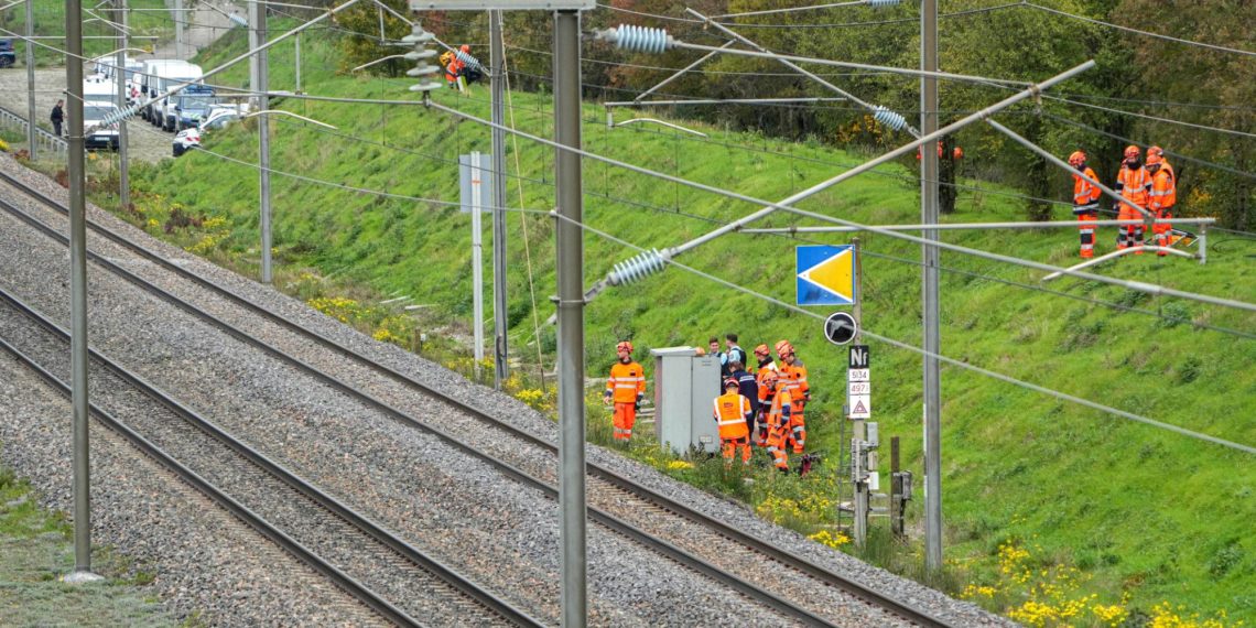 Sabotages de lignes TGV : pourquoi les enquêteurs privilégient la piste de l’ultra-gauche ?