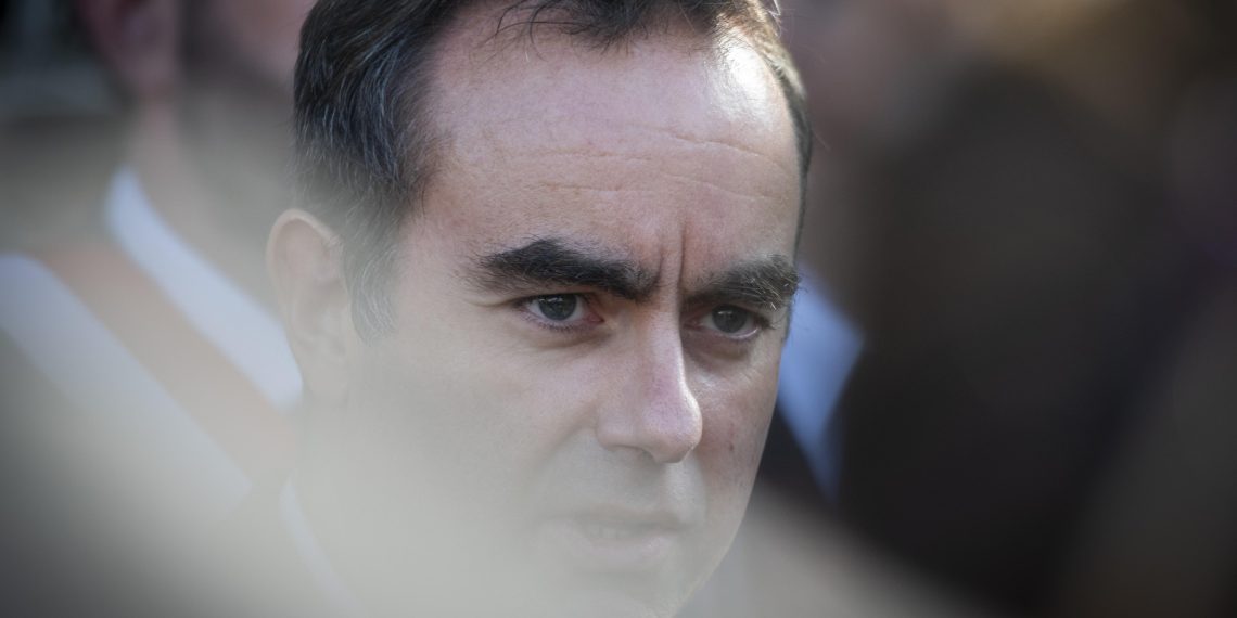 Sébastien Lecornu n’a plus le choix : gouverner ou tomber