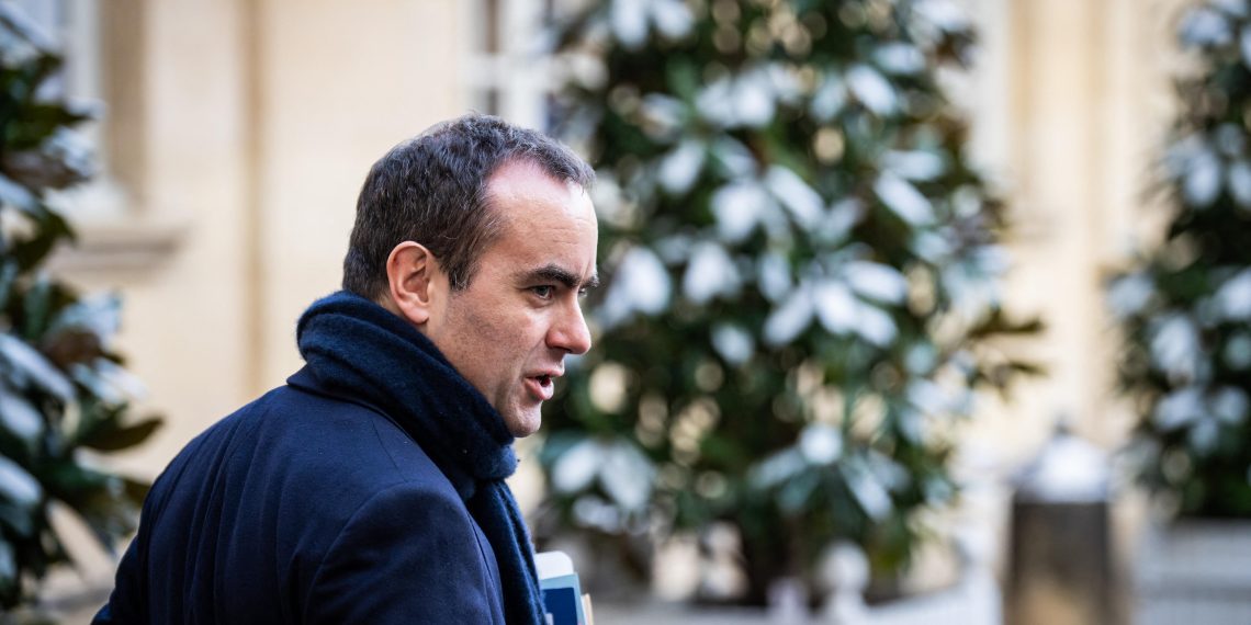 EN DIRECT – Macron accepte la démission de Lecornu, Bardella appelle à dissoudre l’Assemblée nationale