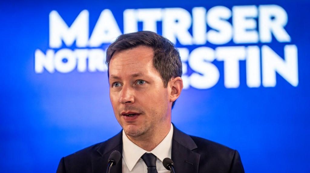 Von der Leyen : Bellamy et des eurodéputés de droite votent la censure avec le RN