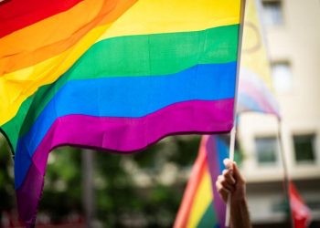 «Des petits ayatollahs» : le témoignage choc d’une enseignante face au militantisme LGBT à l’école