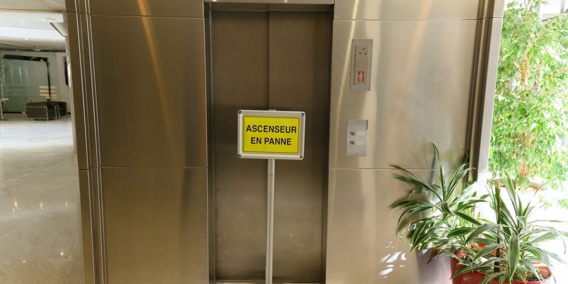 Seine-Maritime : Une septuagénaire malade bloquée depuis une semaine chez elle faute d’ascenseur opérationnel