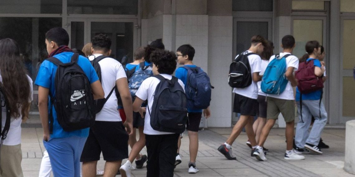 Poitiers : Une employée de collège agressée par une élève de 3e