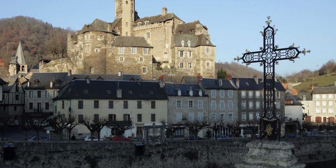 Aveyron : A la découverte de deux maisons hantées mythiques
